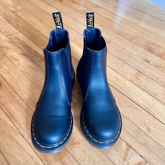 Dr. Martens Chelsea Boots Sz 8 / 39 - Picture 2 of 5